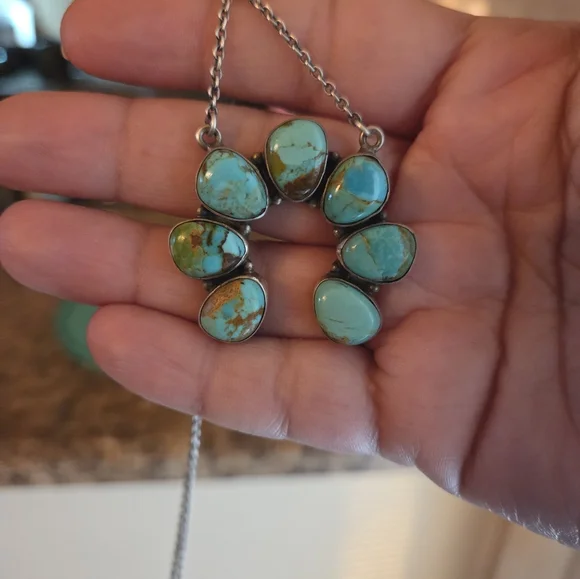 Naja Turquoise Gemstone Necklace with Silver Accents - Picture 2 of 3